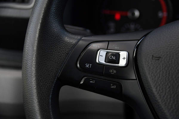 Volkswagen Crafter 35 2.0 TDI L3H3 4Motion PB Edition Camera, Cruise, Carplay, LED, 4x4, 177pk, Automaat, Trekhaak, Multimedia, Uniek!