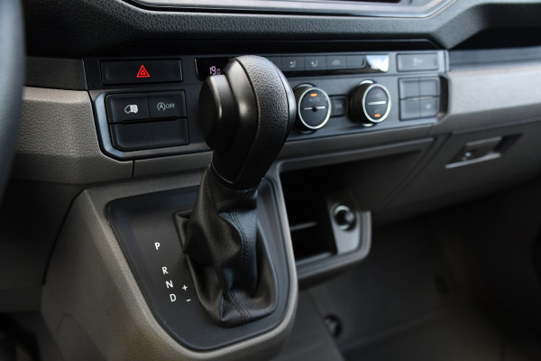 Volkswagen Crafter 35 2.0 TDI L3H3 4Motion PB Edition Camera, Cruise, Carplay, LED, 4x4, 177pk, Automaat, Trekhaak, Multimedia, Uniek!