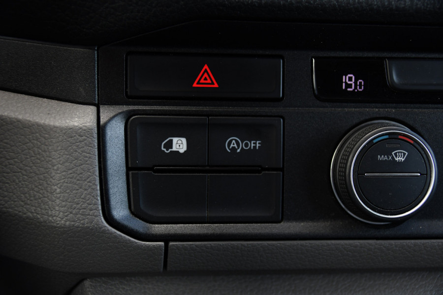 Volkswagen Crafter 35 2.0 TDI L3H3 4Motion PB Edition Camera, Cruise, Carplay, LED, 4x4, 177pk, Automaat, Trekhaak, Multimedia, Uniek!