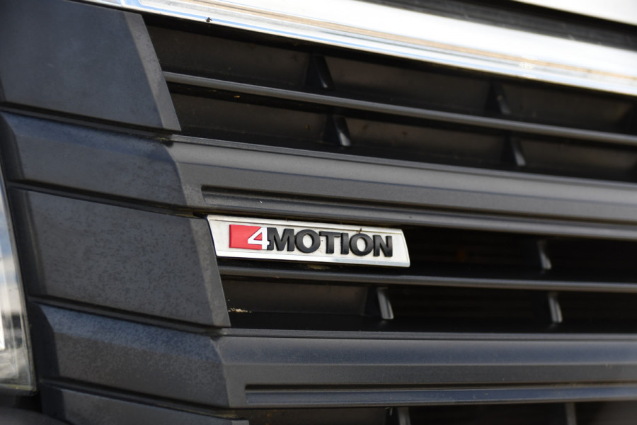 Volkswagen Crafter 35 2.0 TDI L3H3 4Motion PB Edition Camera, Cruise, Carplay, LED, 4x4, 177pk, Automaat, Trekhaak, Multimedia, Uniek!