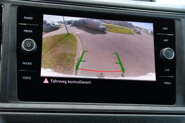 Volkswagen Crafter 35 2.0 TDI L3H3 4Motion PB Edition Camera, Cruise, Carplay, LED, 4x4, 177pk, Automaat, Trekhaak, Multimedia, Uniek!