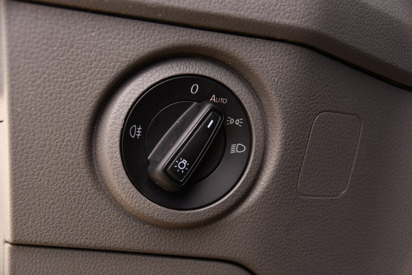 Volkswagen Crafter 35 2.0 TDI L3H3 4Motion PB Edition Camera, Cruise, Carplay, LED, 4x4, 177pk, Automaat, Trekhaak, Multimedia, Uniek!