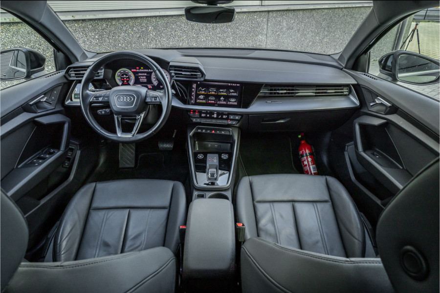 Audi A3 Sportback 40 TFSI e Advanced edition Leder / Adaptieve Cruise / Camera /