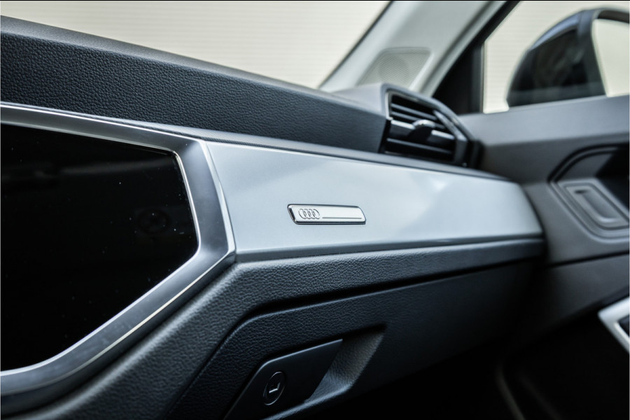 Audi Q3 Sportback 45 TFSI e Advanced Edition Leder / Adaptieve cruise / Camera /