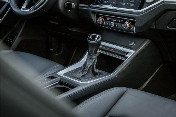 Audi Q3 Sportback 45 TFSI e Advanced Edition Leder / Adaptieve cruise / Camera /