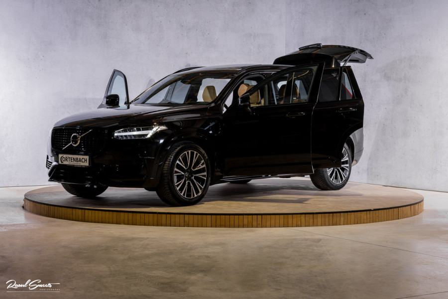 Volvo XC90 2.0 T8 Plug-in hybrid AWD Ultra Dark Long Range Luchtvering | Bowers&Wilkins | Zwenkbare trekhaak | Panorama dak | Stoelverkoeling + massage |