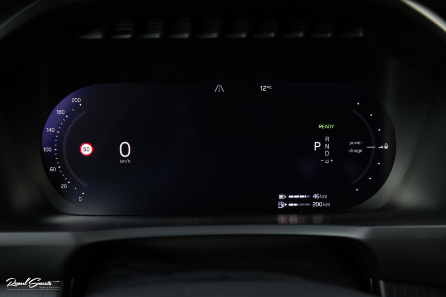 Volvo XC90 2.0 T8 Plug-in hybrid AWD Ultra Dark Long Range Luchtvering | Bowers&Wilkins | Zwenkbare trekhaak | Panorama dak | Stoelverkoeling + massage |