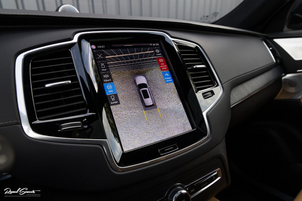 Volvo XC90 2.0 T8 Plug-in hybrid AWD Ultra Dark Long Range Luchtvering | Bowers&Wilkins | Zwenkbare trekhaak | Panorama dak | Stoelverkoeling + massage |