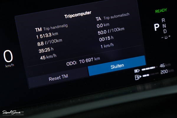Volvo XC90 2.0 T8 Plug-in hybrid AWD Ultra Dark Long Range Luchtvering | Bowers&Wilkins | Zwenkbare trekhaak | Panorama dak | Stoelverkoeling + massage |
