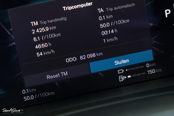 Volvo XC60 2.0 T6 Plug-in hybrid AWD Plus Dark Long range | Long Range | Panorama dak | Zwenkbare trekhaak | Harman Kardon | Memory |