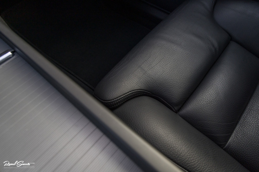 Volvo XC60 2.0 T6 Plug-in hybrid AWD Plus Dark Long range | Long Range | Panorama dak | Zwenkbare trekhaak | Harman Kardon | Memory |