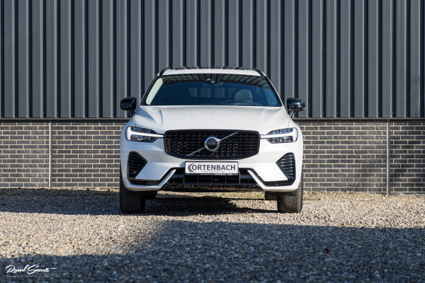 Volvo XC60 2.0 T6 Plug-in hybrid AWD Plus Dark Long range | Long Range | Panorama dak | Zwenkbare trekhaak | Harman Kardon | Memory |
