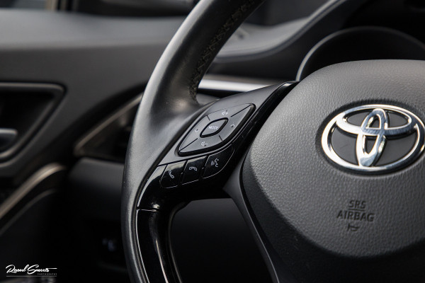 Toyota C-HR 1.8 Hybrid Team D | Cruise control | Blis | Keyless entry | Premium pack |