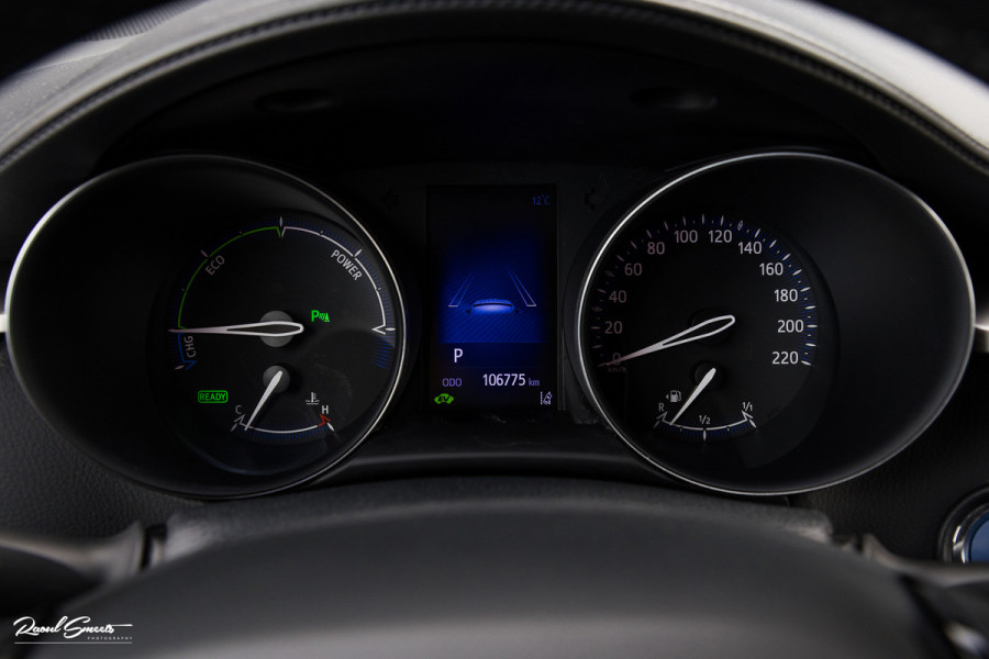 Toyota C-HR 1.8 Hybrid Team D | Cruise control | Blis | Keyless entry | Premium pack |