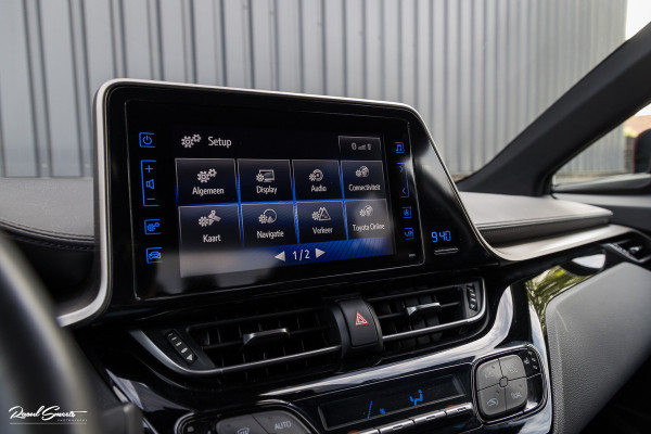 Toyota C-HR 1.8 Hybrid Team D | Cruise control | Blis | Keyless entry | Premium pack |