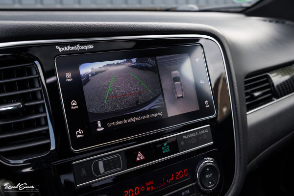 Mitsubishi Outlander 2.4 PHEV Instyle | Adaptieve cruise | Panorama dak | Blis | Trekhaak |