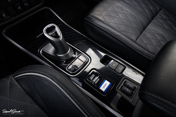 Mitsubishi Outlander 2.4 PHEV Instyle | Adaptieve cruise | Panorama dak | Blis | Trekhaak |