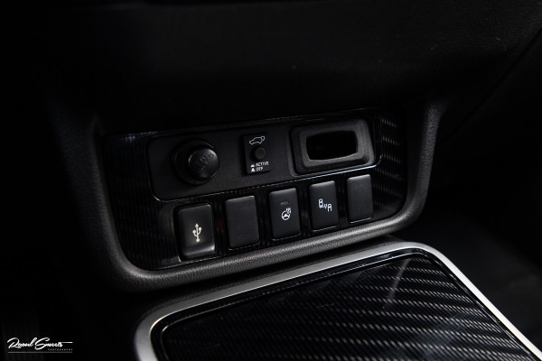 Mitsubishi Outlander 2.4 PHEV Instyle | Adaptieve cruise | Panorama dak | Blis | Trekhaak |