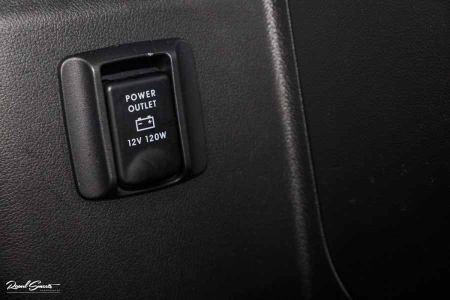 Mitsubishi Outlander 2.4 PHEV Instyle | Adaptieve cruise | Panorama dak | Blis | Trekhaak |