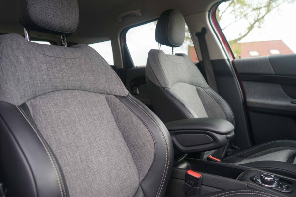 MINI Countryman Cooper SE Classic Trim All4 PHEV Chili-Red