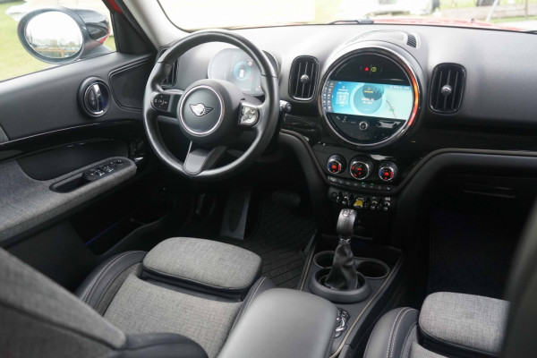 MINI Countryman Cooper SE Classic Trim All4 PHEV Chili-Red