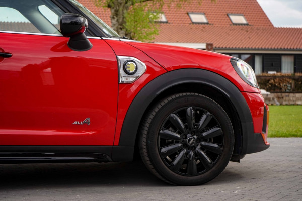 MINI Countryman Cooper SE Classic Trim All4 PHEV Chili-Red
