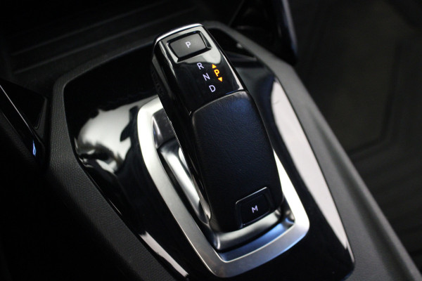 Peugeot 2008 1.2 PureTech Active |Navi|Carplay|