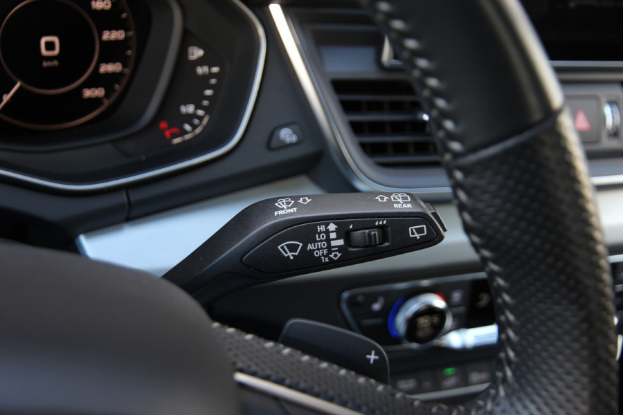 Audi Q5 55 TFSI e quattro Competition |Luchtver.|Trekh.|Matrix|Carplay