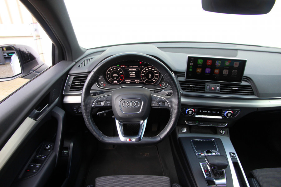 Audi Q5 55 TFSI e quattro Competition |Luchtver.|Trekh.|Matrix|Carplay