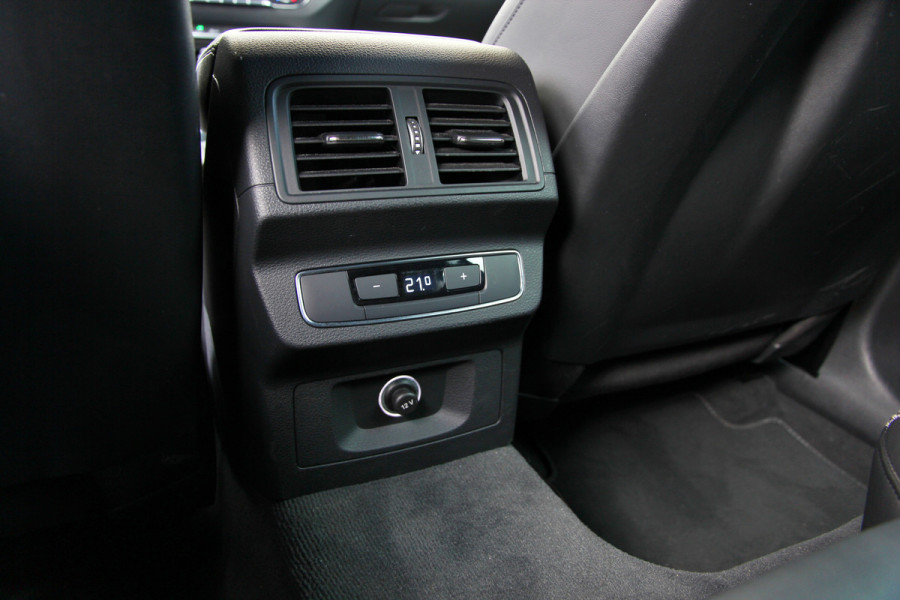 Audi Q5 55 TFSI e quattro Competition |Luchtver.|Trekh.|Matrix|Carplay