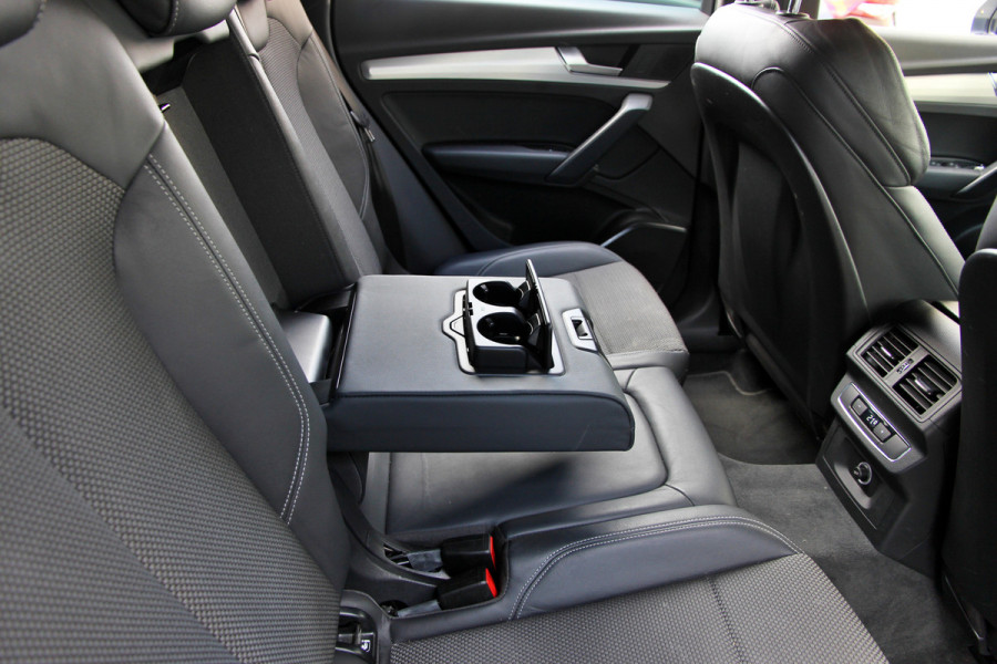 Audi Q5 55 TFSI e quattro Competition |Luchtver.|Trekh.|Matrix|Carplay