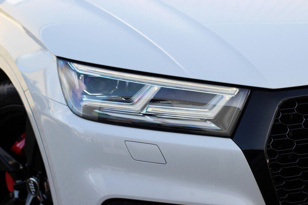 Audi Q5 55 TFSI e quattro Competition |Luchtver.|Trekh.|Matrix|Carplay