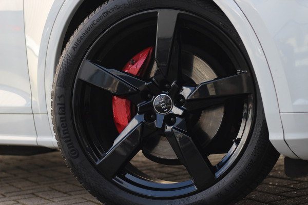 Audi Q5 55 TFSI e quattro Competition |Luchtver.|Trekh.|Matrix|Carplay