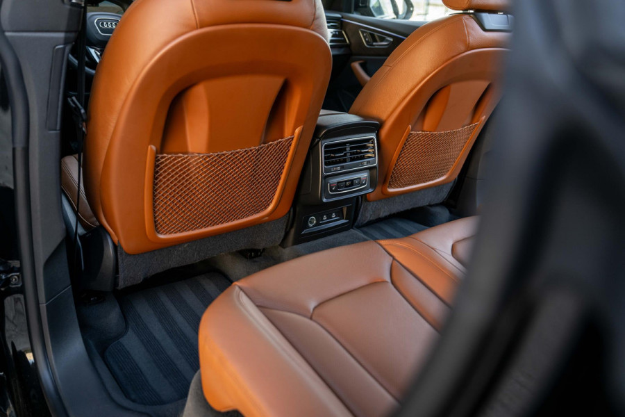 Audi Q8 55 TFSI e quattro S-Line Nightvision Softclose SQ8