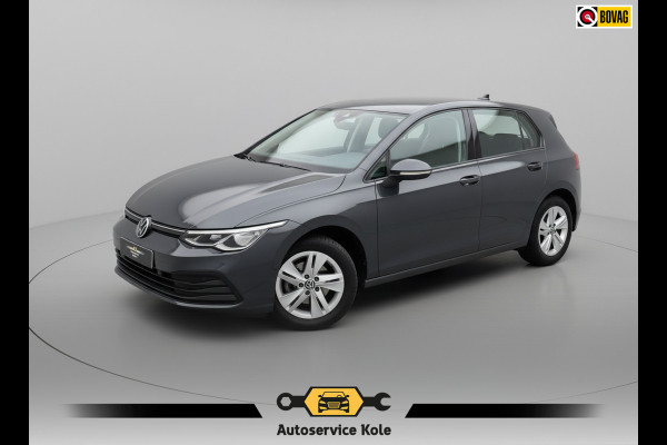 Volkswagen Golf 1.0 TSI Life * Carplay * Parkeersensoren * Adaptieve Cruise Control *