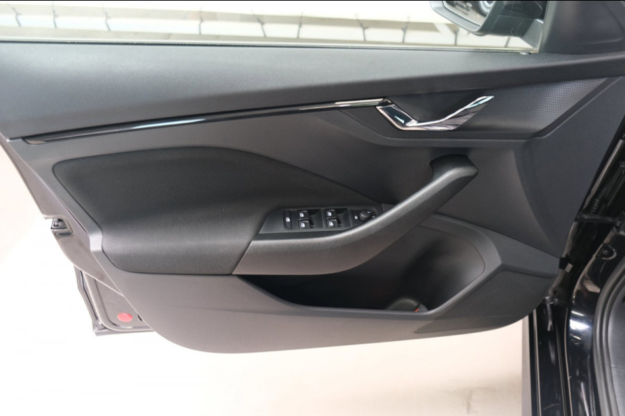 Škoda Kamiq 1.0 TSI Sport Business - N.A.P. Airco, Cruise, PDC, Carplay.