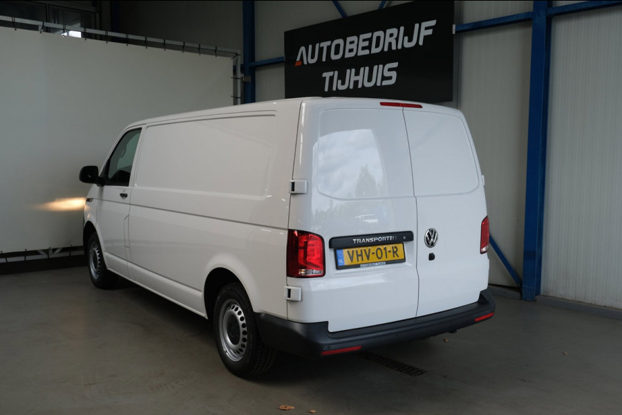 Volkswagen Transporter 2.0 TDI L2H1 150PK 28 Automaat - N.A.P. Airco, Cruise, Navi, PDC.