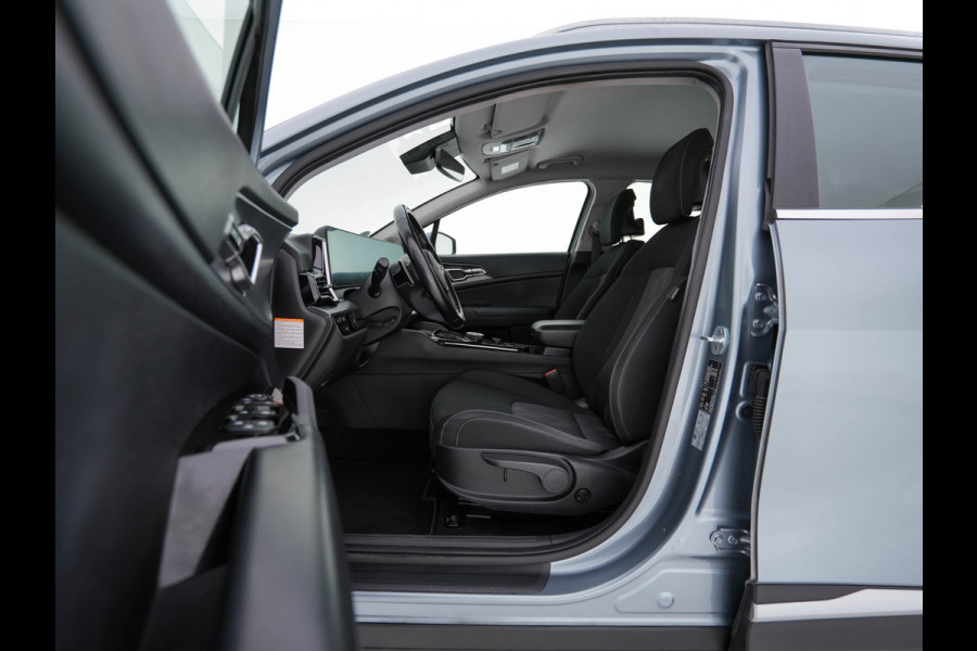 Kia Sportage 1.6 T-GDi Hybrid Dynamic-Line AWD (Plug-In) (INCL-BTW)  Aut. *FULL-LED | ADAPTIVE-CRUISE | WIDESCREEN-COCKPIT | NAVI-FULLMAP | DAB | COMFORTSEATS | ECC | SHIFTPADDLES | CAMERA | PDC | CARPLAY | 19''ALU*