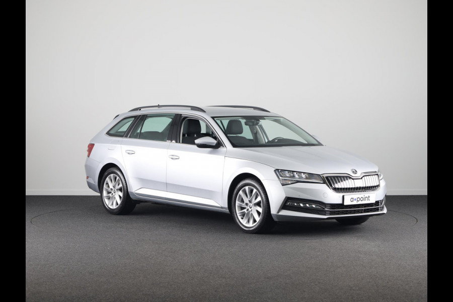 Škoda Superb Combi 1.4 TSI iV Business Edition 218PK PHEV | Navigatie | Parkeersensoren | Stoelverwarming | Keyless entry |