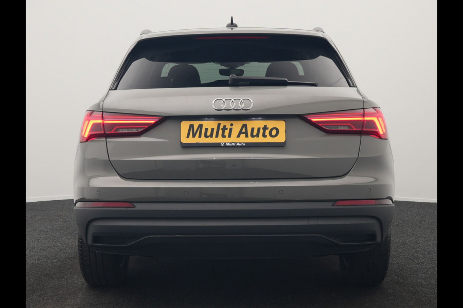 Audi Q3 45 TFSI e S edition PHEV 245pk Dealer O.H. | Adaptive Cruise | Camera | Matrix LED | Sonos Audio | Alcantara Sportstoelen Memory & Verwarmd | Sfeerverlichting | S Line Interieur | Keyless | Blis | Navigatie | DAB | Plug In Hybrid |