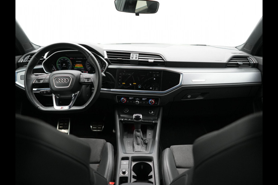 Audi Q3 45 TFSI e S edition PHEV 245pk Dealer O.H. | Adaptive Cruise | Camera | Matrix LED | Sonos Audio | Alcantara Sportstoelen Memory & Verwarmd | Sfeerverlichting | S Line Interieur | Keyless | Blis | Navigatie | DAB | Plug In Hybrid |