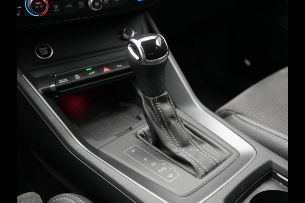 Audi Q3 45 TFSI e S edition PHEV 245pk Dealer O.H. | Adaptive Cruise | Camera | Matrix LED | Sonos Audio | Alcantara Sportstoelen Memory & Verwarmd | Sfeerverlichting | S Line Interieur | Keyless | Blis | Navigatie | DAB | Plug In Hybrid |