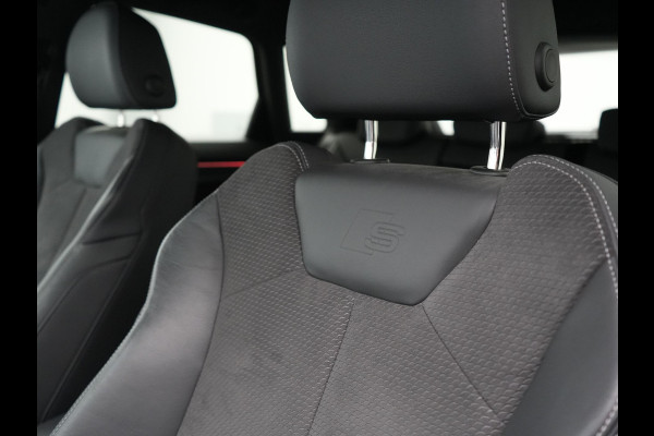 Audi Q3 45 TFSI e S edition PHEV 245pk Dealer O.H. | Adaptive Cruise | Camera | Matrix LED | Sonos Audio | Alcantara Sportstoelen Memory & Verwarmd | Sfeerverlichting | S Line Interieur | Keyless | Blis | Navigatie | DAB | Plug In Hybrid |