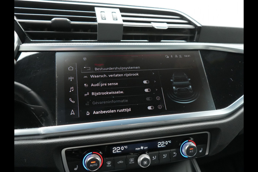 Audi Q3 45 TFSI e S edition PHEV 245pk Dealer O.H. | Adaptive Cruise | Camera | Matrix LED | Sonos Audio | Alcantara Sportstoelen Memory & Verwarmd | Sfeerverlichting | S Line Interieur | Keyless | Blis | Navigatie | DAB | Plug In Hybrid |