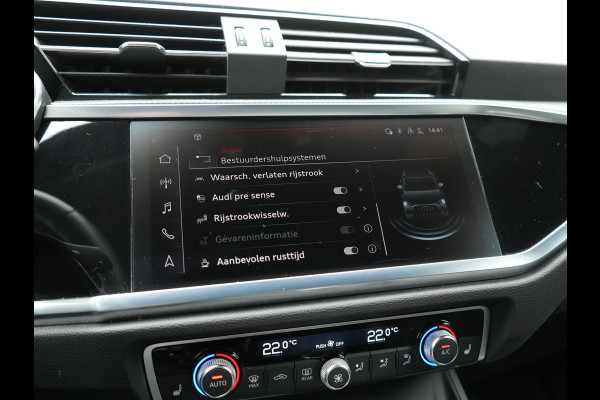 Audi Q3 45 TFSI e S edition PHEV 245pk Dealer O.H. | Adaptive Cruise | Camera | Matrix LED | Sonos Audio | Alcantara Sportstoelen Memory & Verwarmd | Sfeerverlichting | S Line Interieur | Keyless | Blis | Navigatie | DAB | Plug In Hybrid |