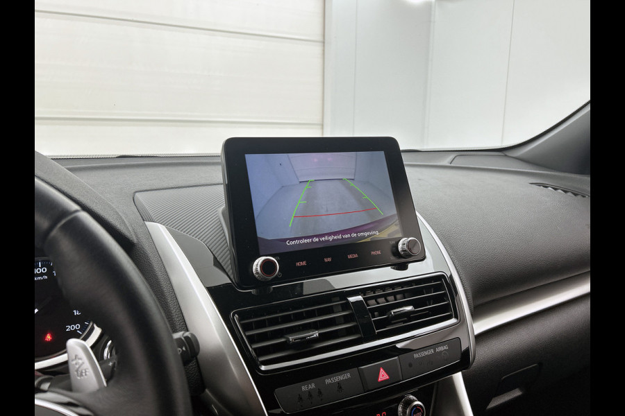 Mitsubishi Eclipse Cross 2.4 PHEV Intense+ Hybride / Navigatie / 1/2 Leder / Pdc. / Airco-ecc./ Radio multimedia / Apk 07-2026