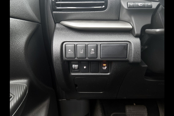 Mitsubishi Eclipse Cross 2.4 PHEV Intense+ Hybride / Navigatie / 1/2 Leder / Pdc. / Airco-ecc./ Radio multimedia / Apk 07-2026