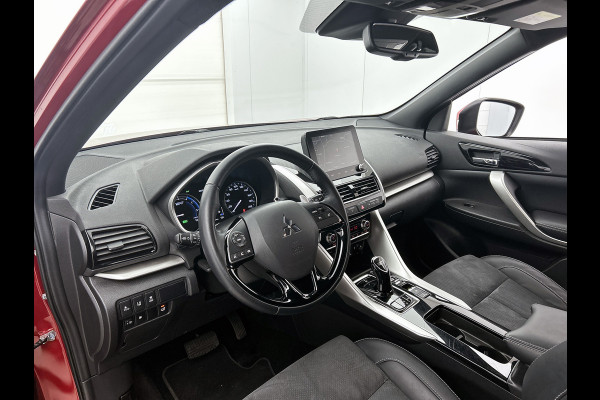 Mitsubishi Eclipse Cross 2.4 PHEV Intense+ Hybride / Navigatie / 1/2 Leder / Pdc. / Airco-ecc./ Radio multimedia / Apk 07-2026