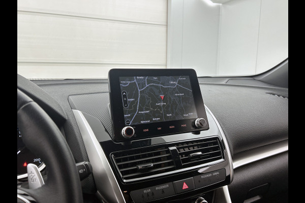 Mitsubishi Eclipse Cross 2.4 PHEV Intense+ Hybride / Navigatie / 1/2 Leder / Pdc. / Airco-ecc./ Radio multimedia / Apk 07-2026