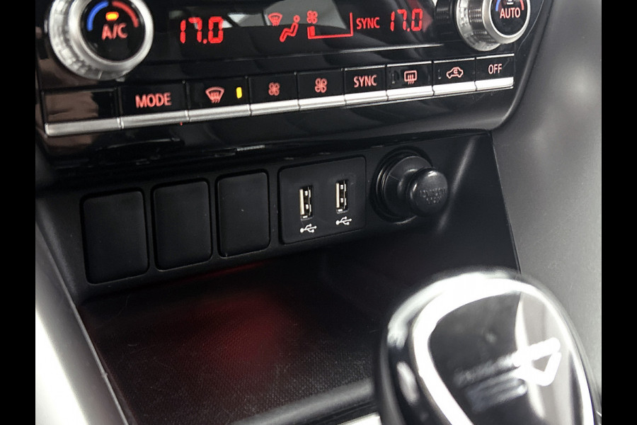 Mitsubishi Eclipse Cross 2.4 PHEV Intense+ Hybride / Navigatie / 1/2 Leder / Pdc. / Airco-ecc./ Radio multimedia / Apk 07-2026